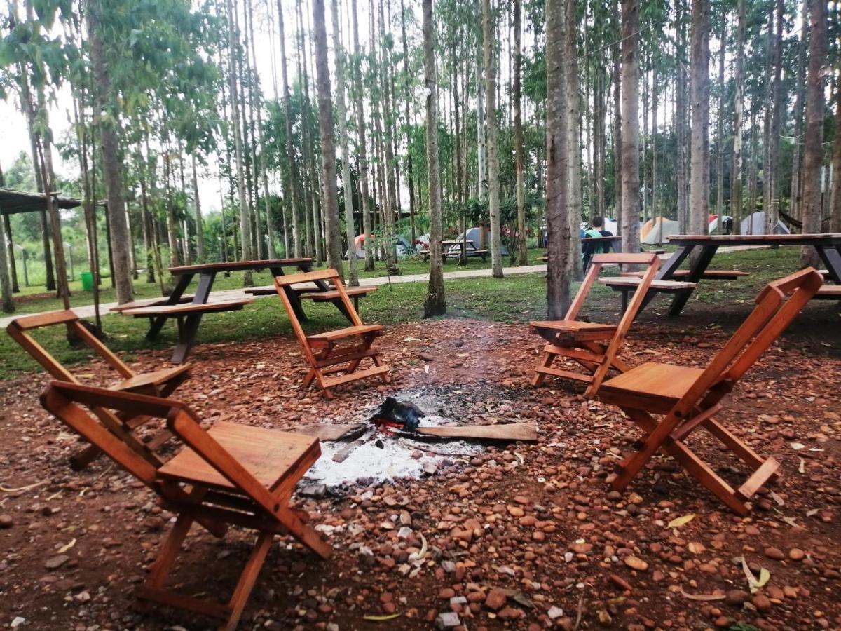 Murchison Backpackers Masindi Exterior photo